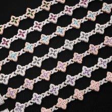 ICED CLOVER BRACELET