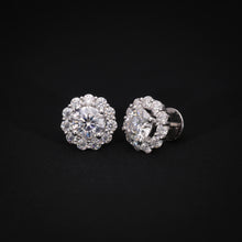 Solara Classic Round VVS  Studs