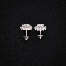 Solara Classic Round VVS  Studs